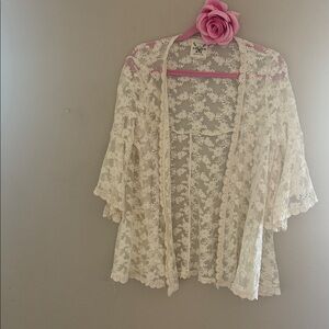 Lace kimono